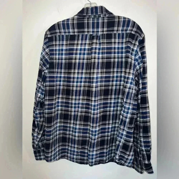 Vintage Woolrich Plaid Flannel Shirt in classic blue, white, black, and gray. - Picture 4 of 8